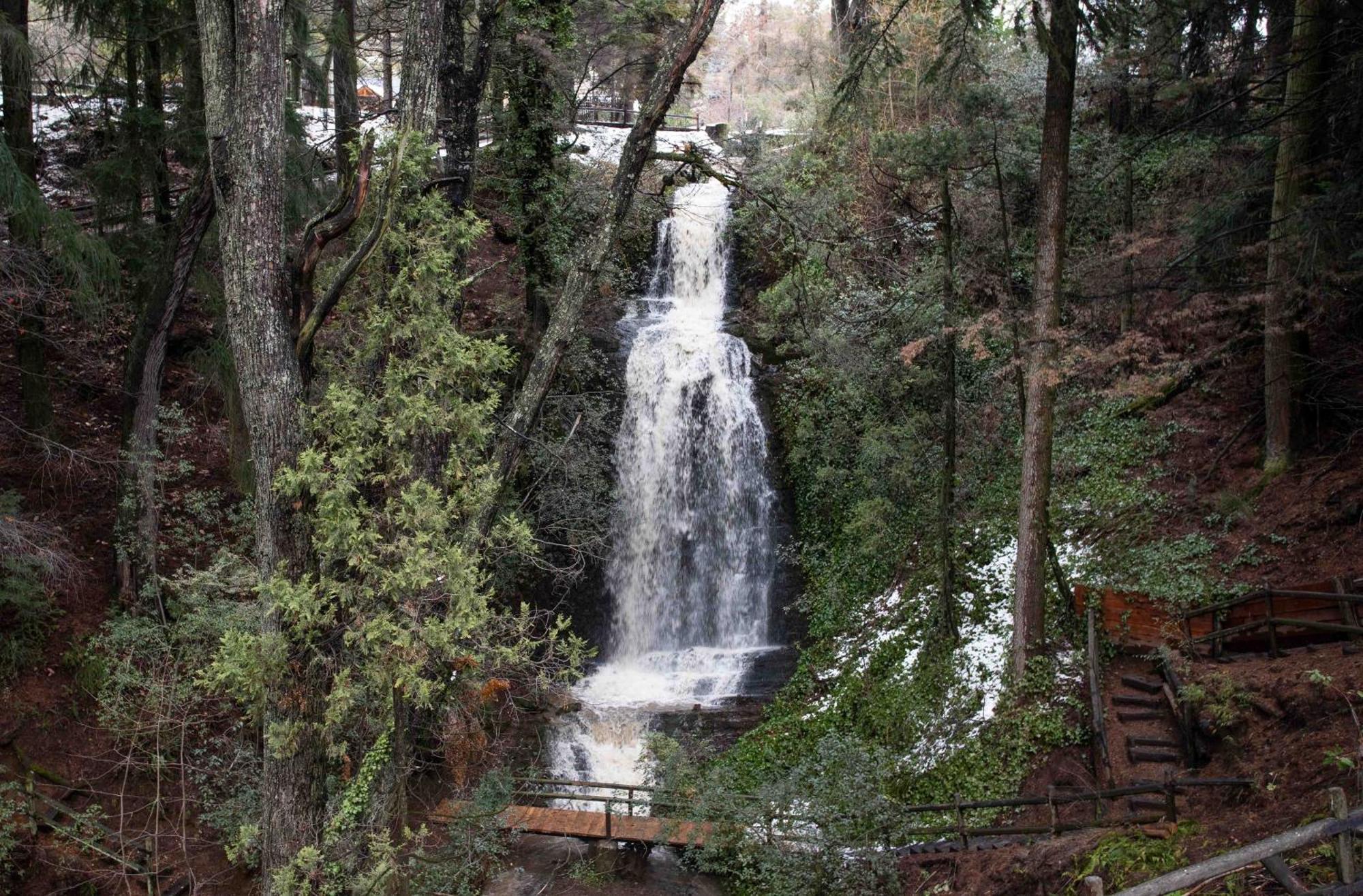 فندق La Cascada Casa Patagonica By Don سان كارلوس دي باريلوتشي المظهر الخارجي الصورة